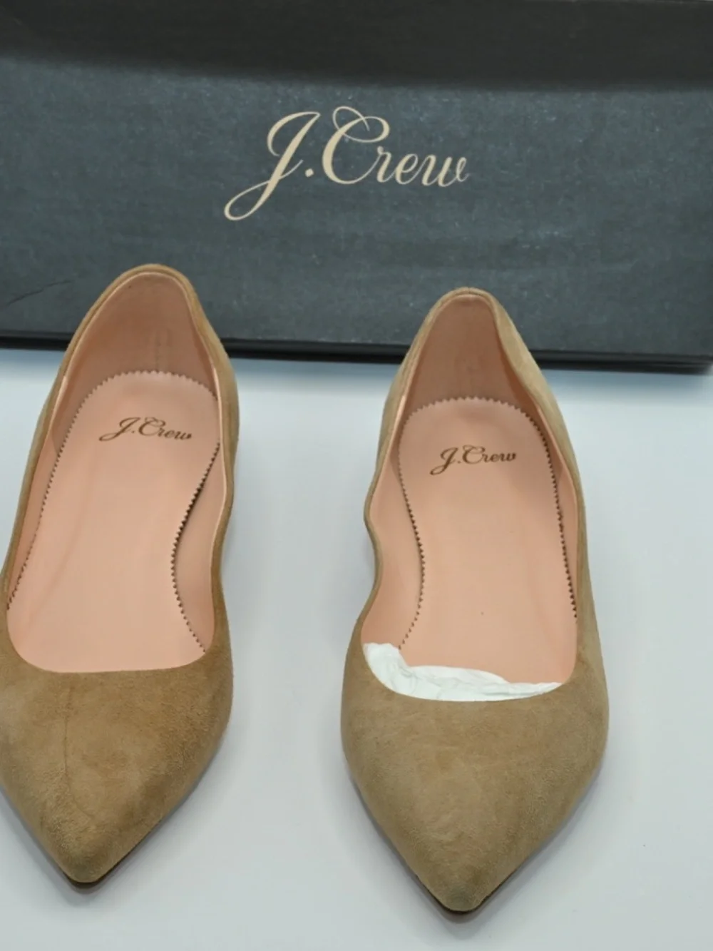 J.CREW WOMENS POINTY TOE FLAT SUEDE  SIZE 8